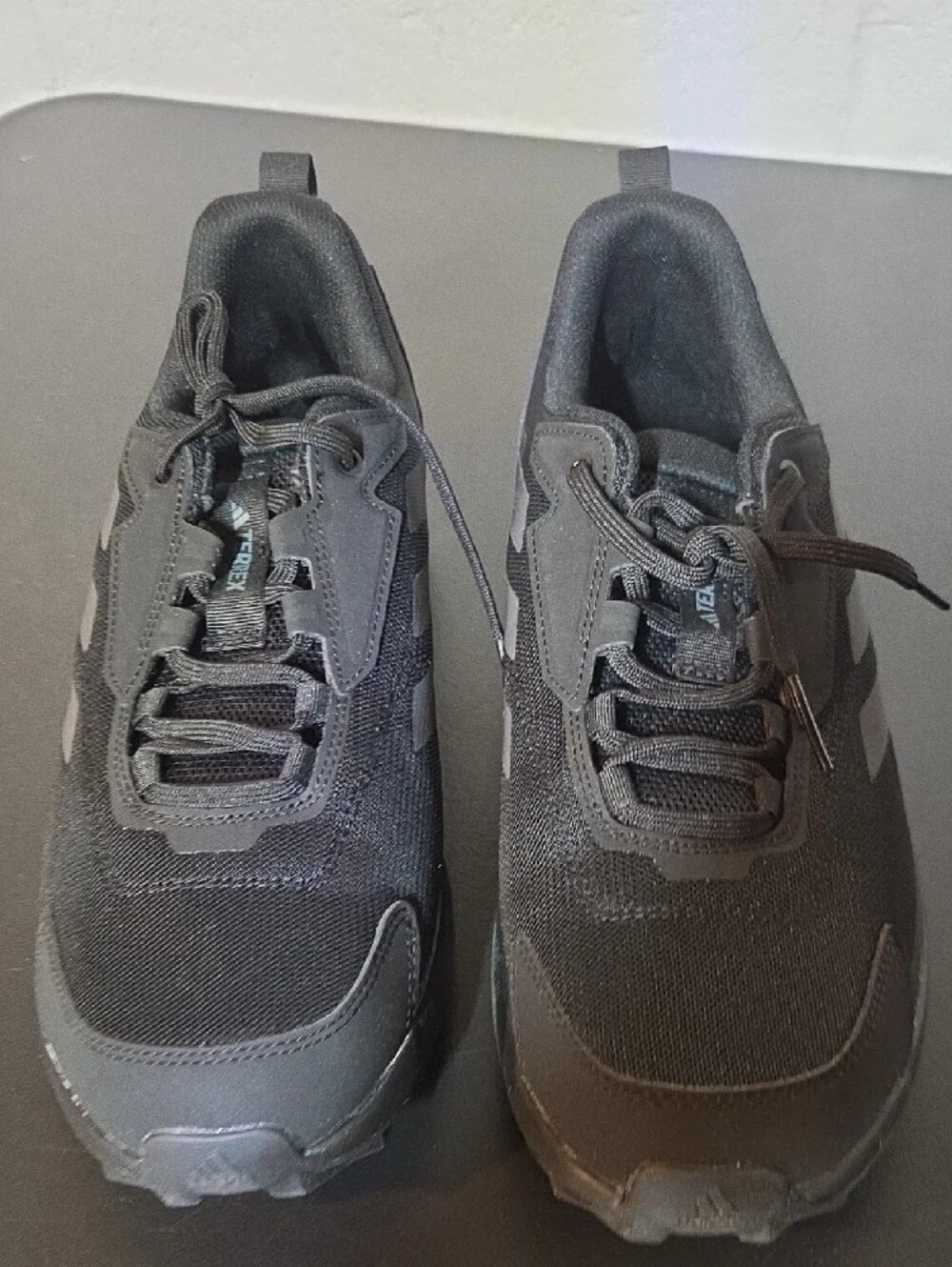 adidas Men's Black Low-Profile Trail Sneakers
